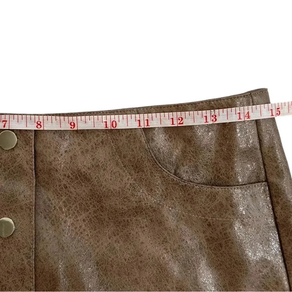 Pants Store Faux Leather snap Button Up Mini Skirt Brown Size Small - Picture 4 of 8